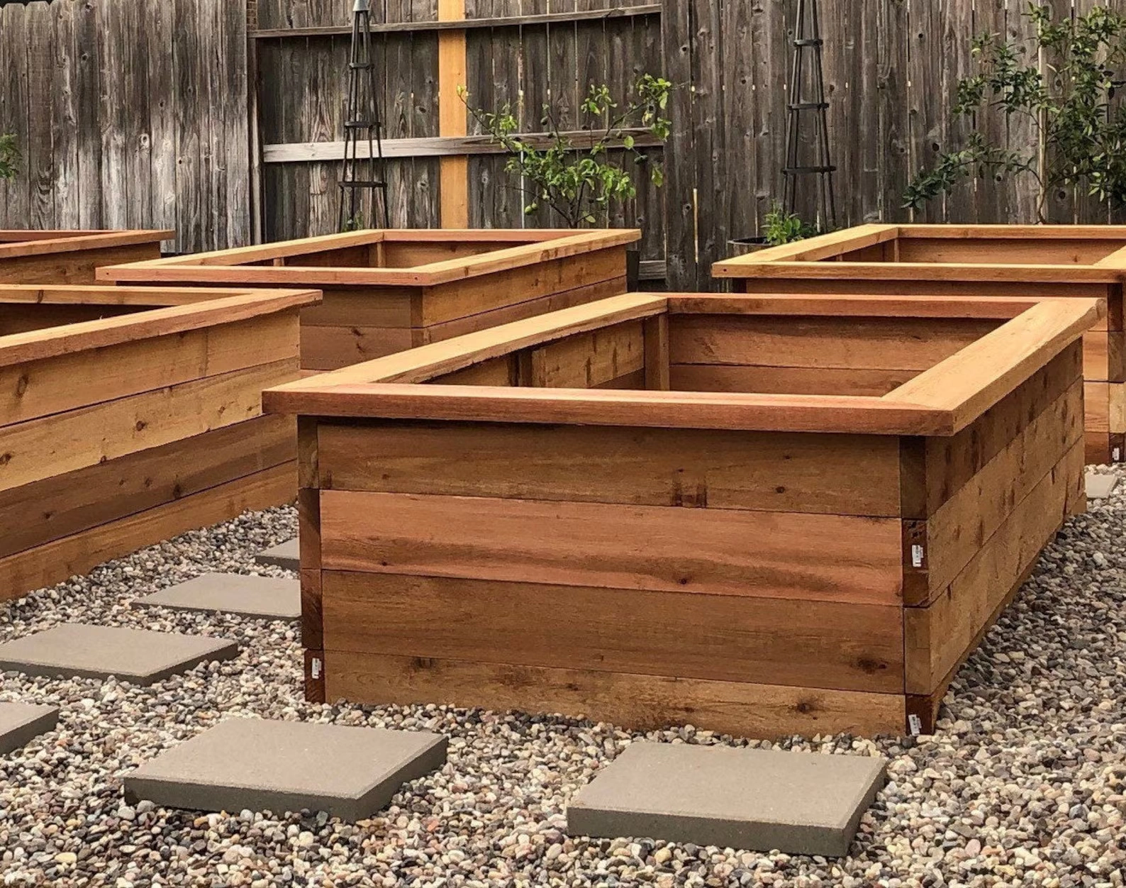 Cedar Raised Garden Bed